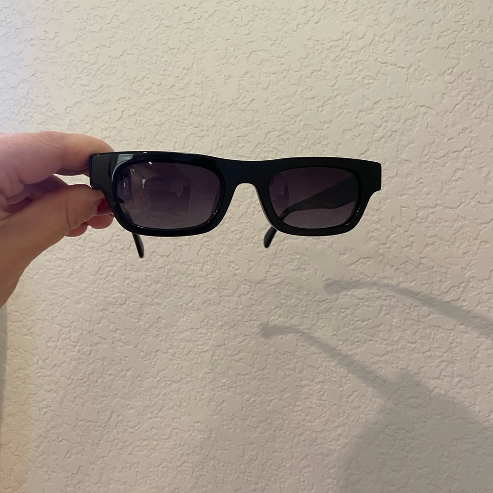 Stylish Black Sunglasses